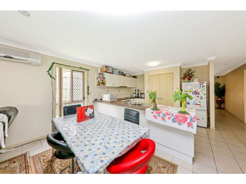 3 Sandi Street, Oxley QLD 4075