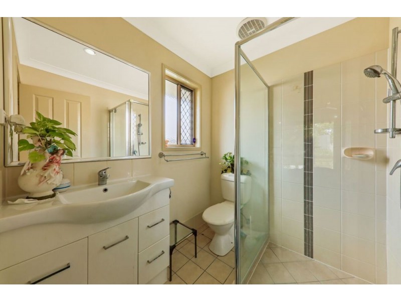 3 Sandi Street, Oxley QLD 4075