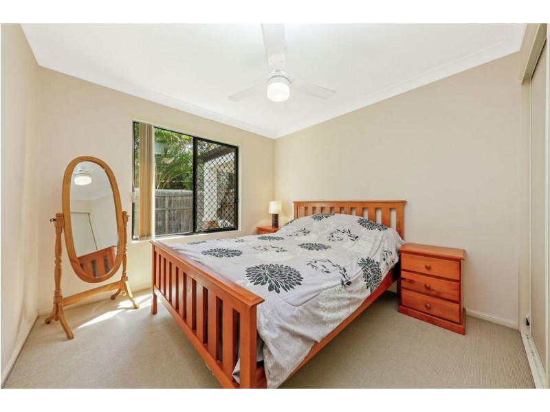 6 Merganser Place, Forest Lake QLD 4078