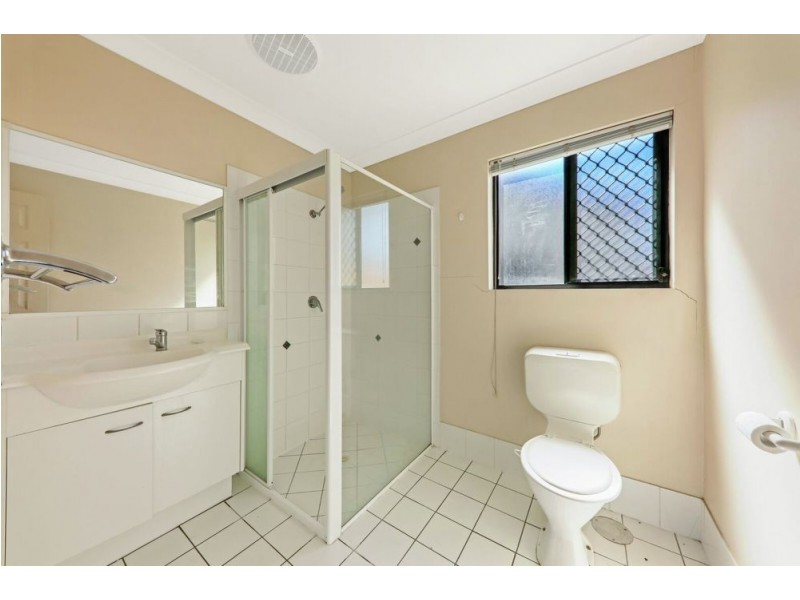 6 Merganser Place, Forest Lake QLD 4078