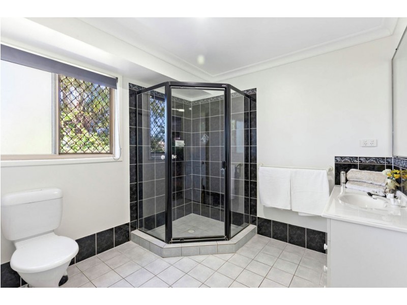 52 Glorious Way, Forest Lake QLD 4078