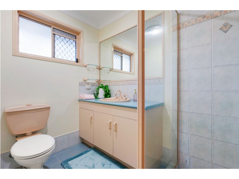 17 Cobaki Place, Forest Lake QLD 4078