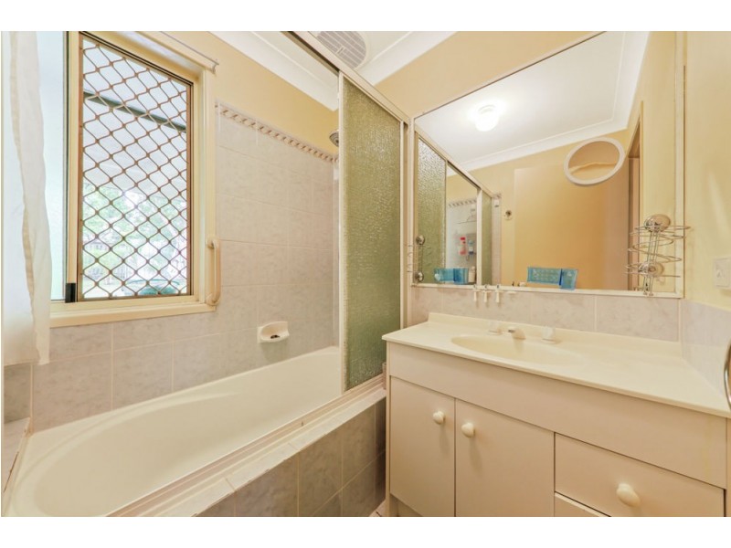 90 Morden road, Sunnybank Hills QLD 4109