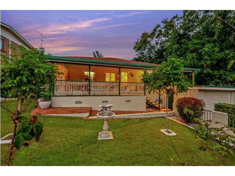 18 Clem Street, Brassall QLD 4305