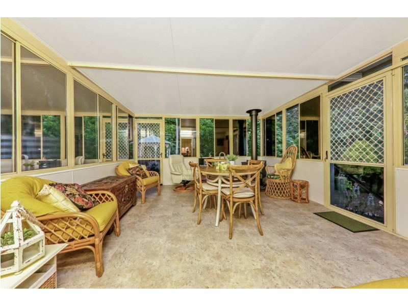 18 Clem Street, Brassall QLD 4305