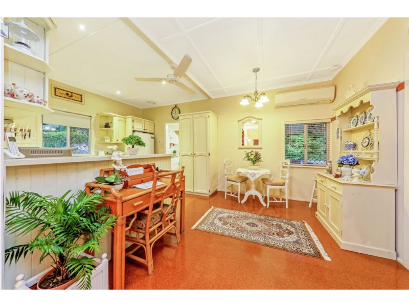 18 Clem Street, Brassall QLD 4305
