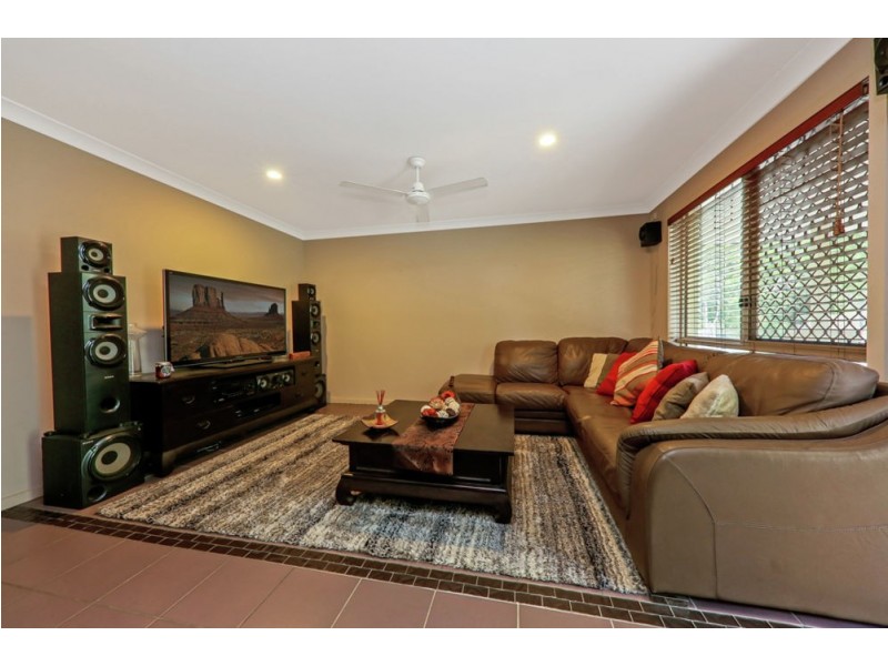 19 Jezabel Drive, Springfield Lakes QLD 4300