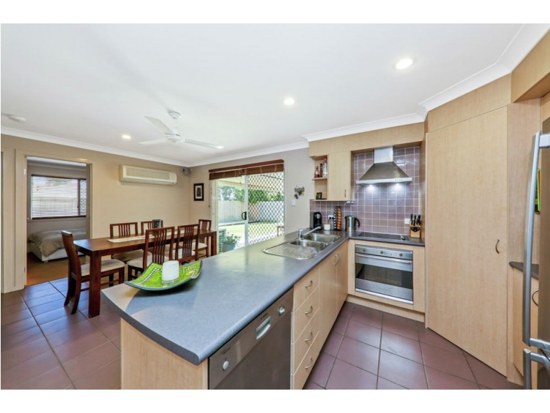 19 Jezabel Drive, Springfield Lakes QLD 4300