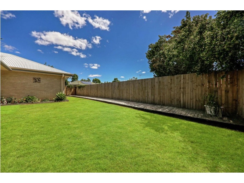 19 Jezabel Drive, Springfield Lakes QLD 4300