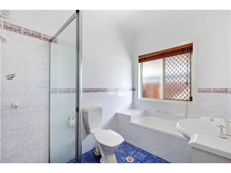 3 Leyburn Crescent, Forest Lake QLD 4078