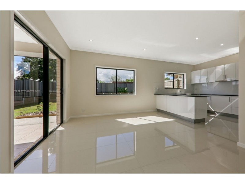 35 Castamore Way, Richlands QLD 4077