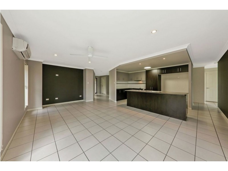 27 Easy Street, Loganholme QLD 4129