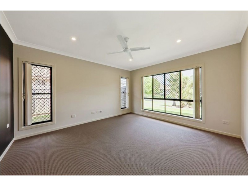 27 Easy Street, Loganholme QLD 4129