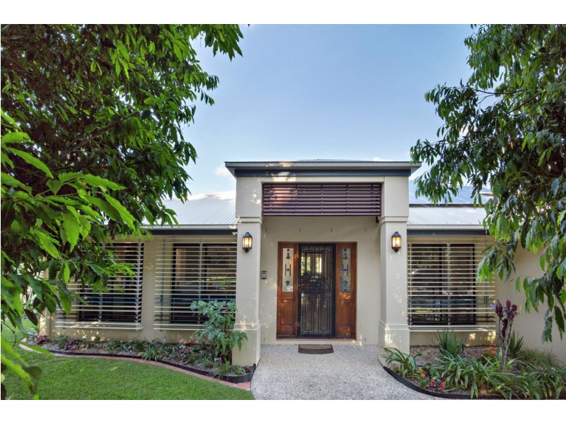 18 Mount Archer Road, Parkinson QLD 4115