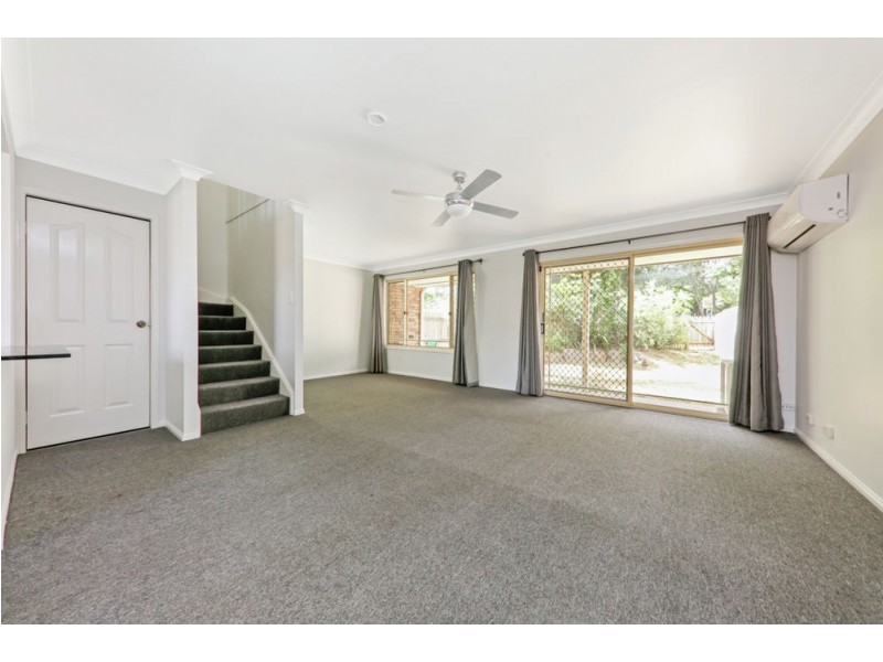 2/11 Jimbour Close, Forest Lake QLD 4078
