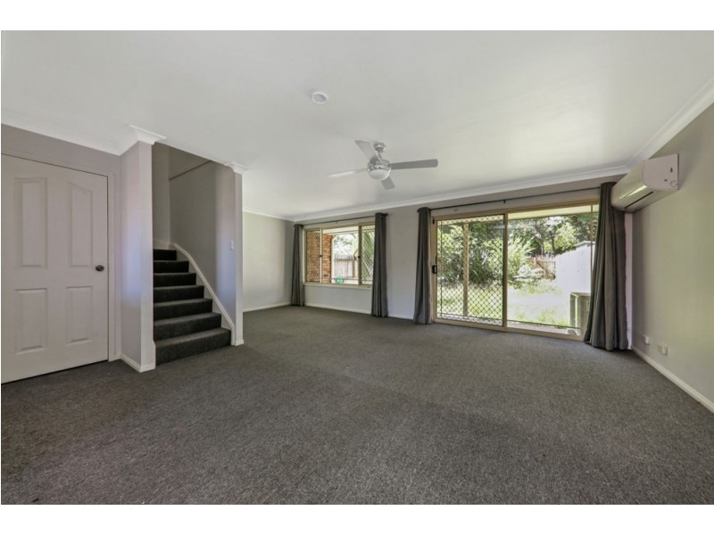 2/11 Jimbour Close, Forest Lake QLD 4078