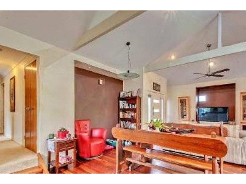 21 Teasel Crescent, Forest Lake QLD 4078