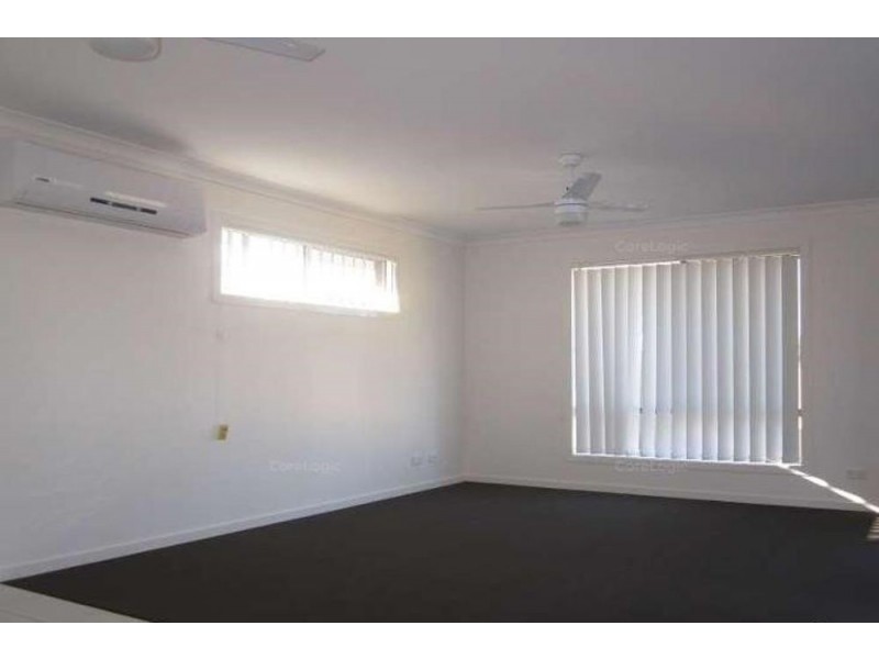 22 Hopman Way, Springfield Lakes QLD 4300