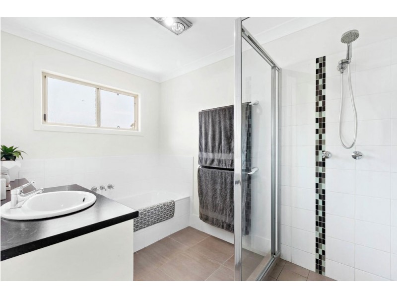 2 Yarra Court, Karalee QLD 4306