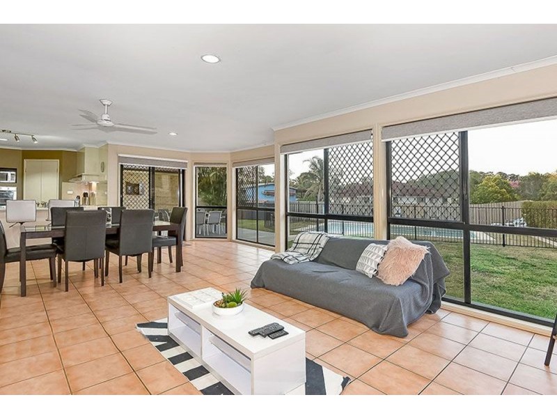 16 Coomaroo Street, Durack QLD 4077
