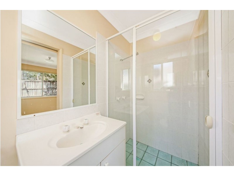 25 St James Street, Forest Lake QLD 4078