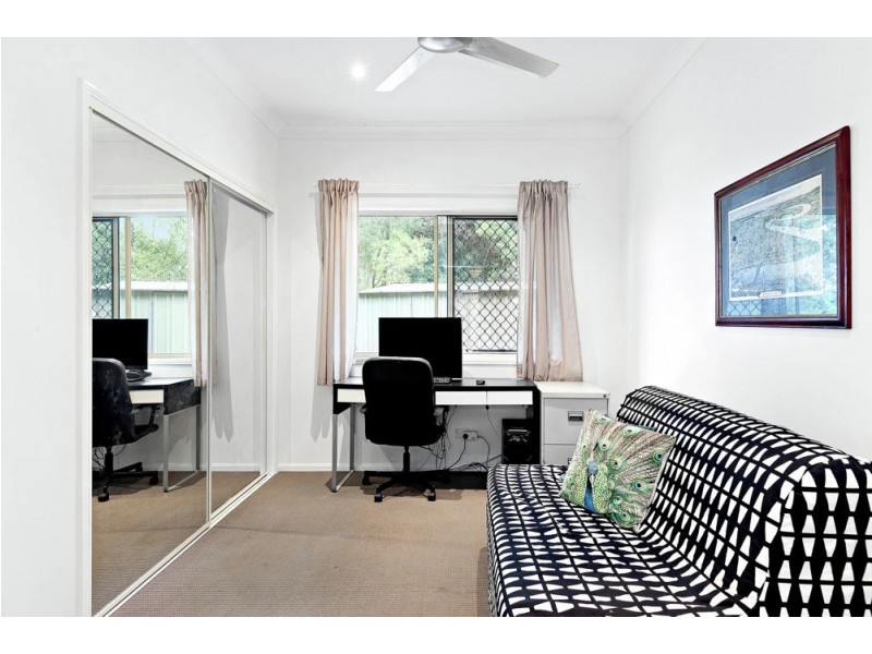 31 Dampier Crescent, Forest Lake QLD 4078