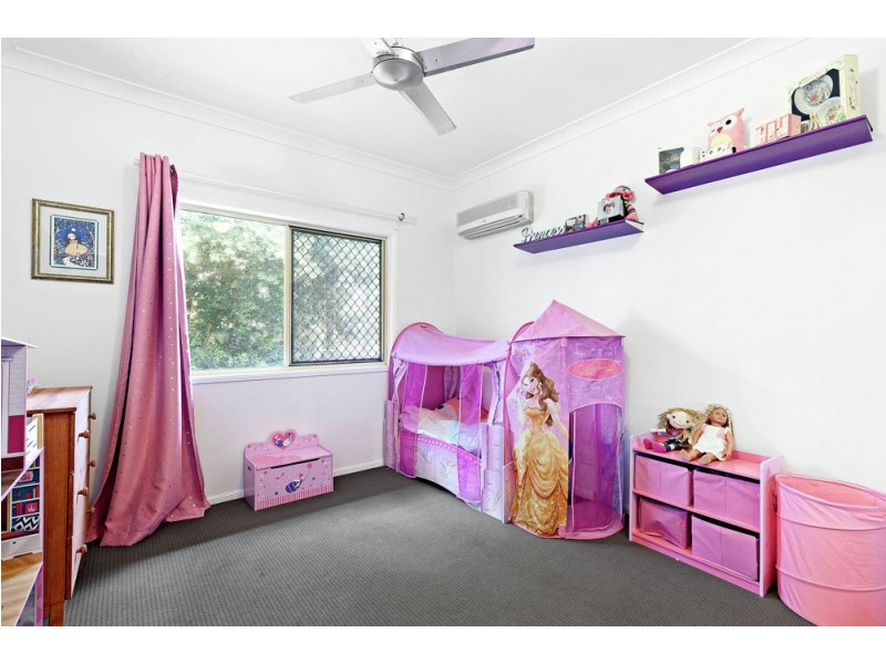 31 Dampier Crescent, Forest Lake QLD 4078
