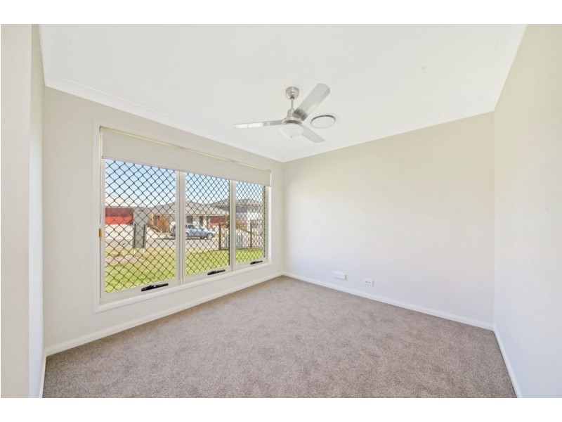 12 Barrisdale Street, Heathwood QLD 4110