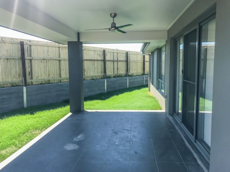 10 William Bay Court, South Ripley QLD 4306