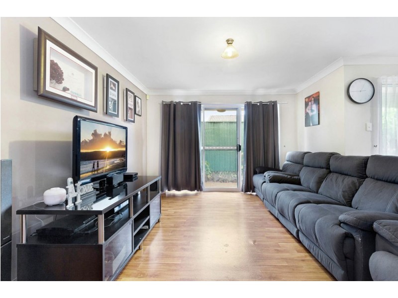 6 Noumea Place, Forest Lake QLD 4078