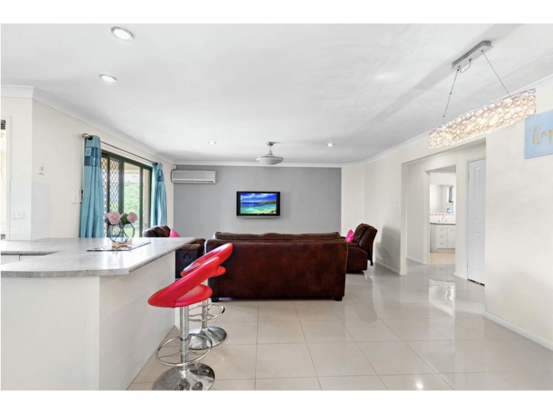 62 Talisker Place, Parkinson QLD 4115