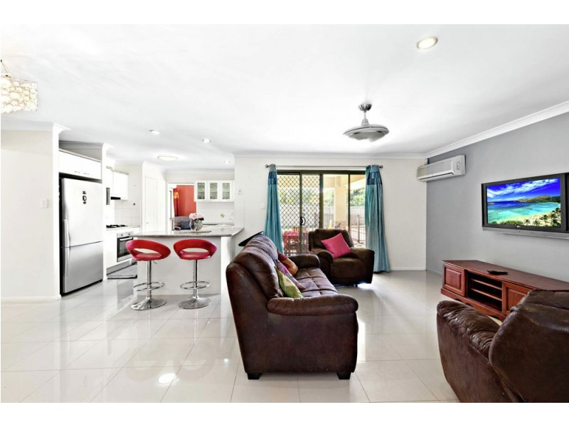 62 Talisker Place, Parkinson QLD 4115