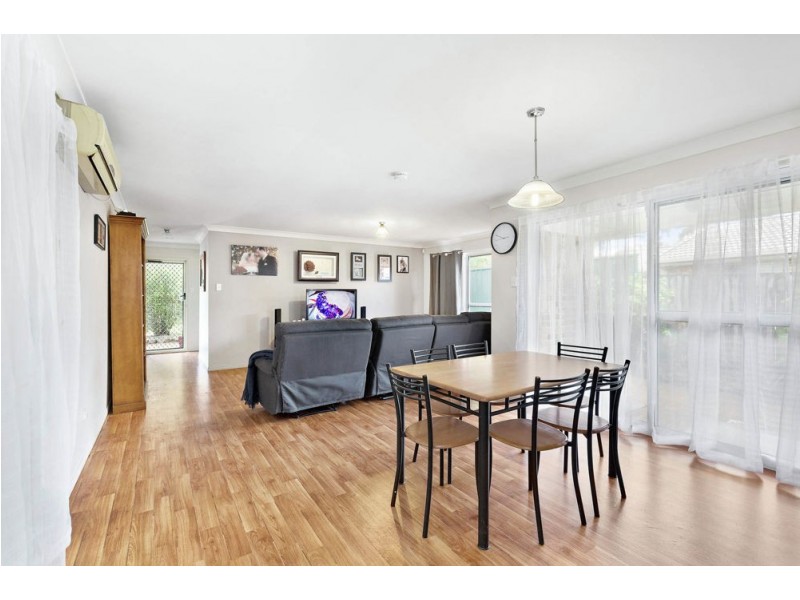 6 Noumea Pl, Forest Lake QLD 4078