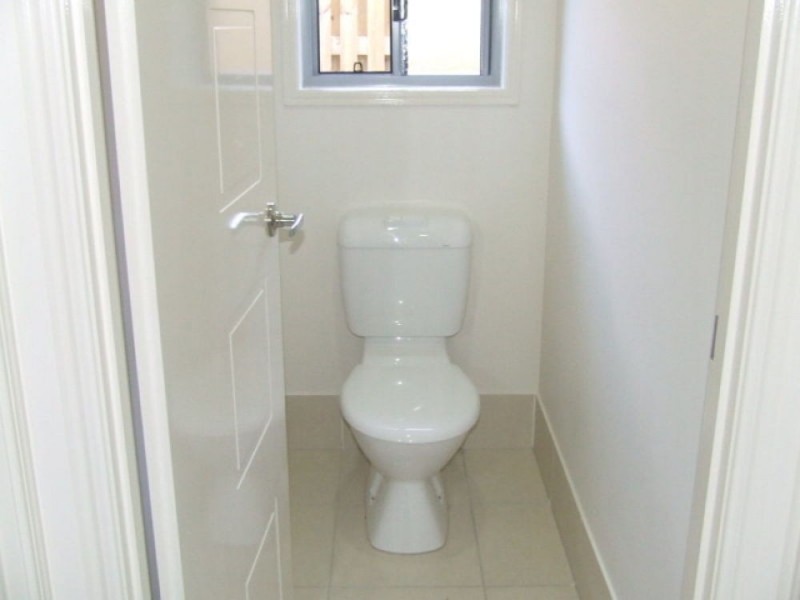 3 Alexandra Street, Brassall QLD 4305