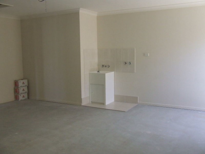 3 Alexandra Street, Brassall QLD 4305