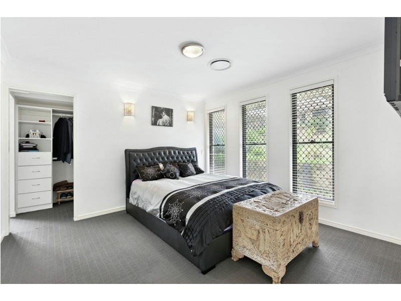 95 Steelwood Street, Heathwood QLD 4110