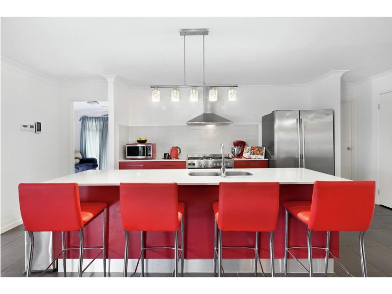 95 Steelwood Street, Heathwood QLD 4110