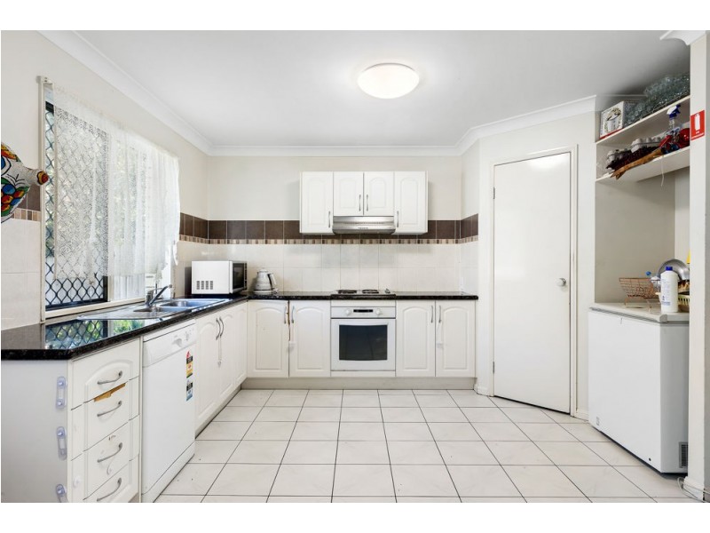 10 Eungella Terrace, Forest Lake QLD 4078