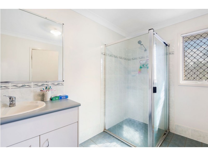 10 Eungella Terrace, Forest Lake QLD 4078