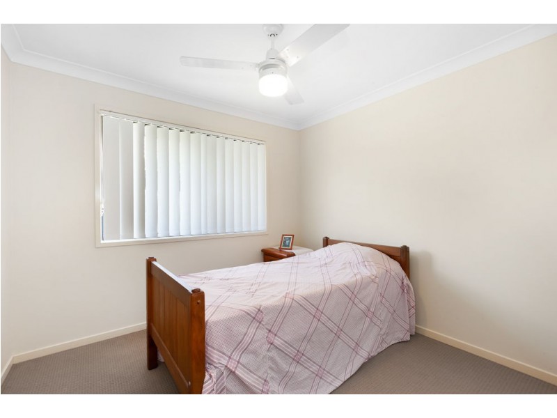 3 Hillsborough Place, Springfield Lakes QLD 4300