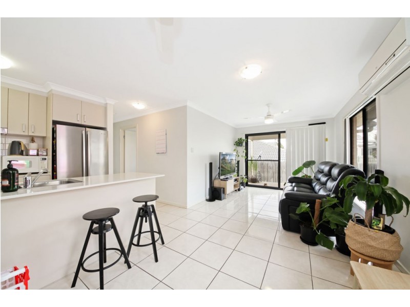 18 Mckivat Drive, Springfield Lakes QLD 4300