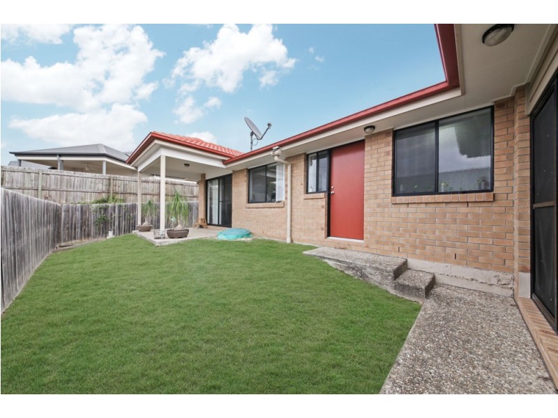 18 Mckivat Drive, Springfield Lakes QLD 4300