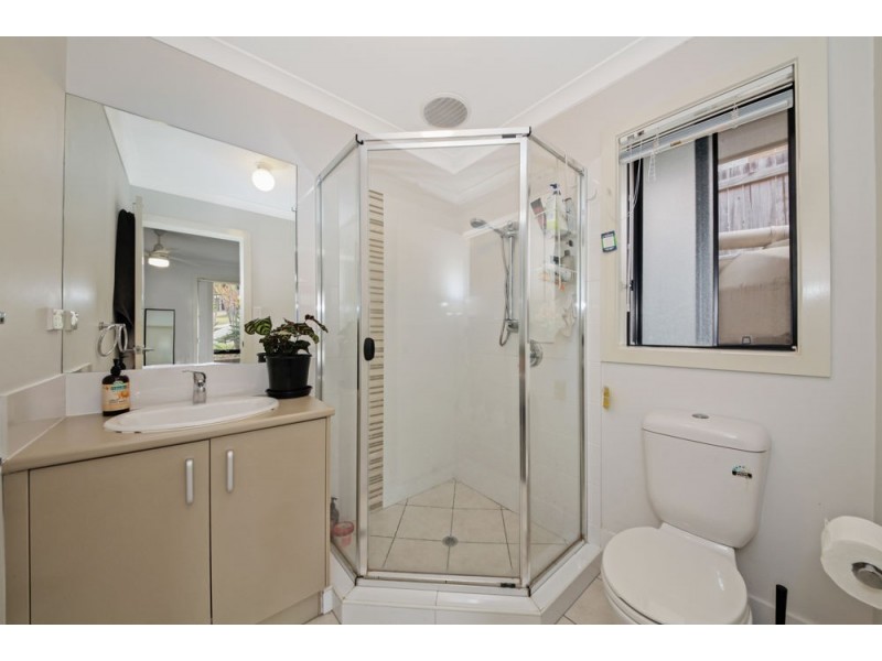 18 Mckivat Drive, Springfield Lakes QLD 4300