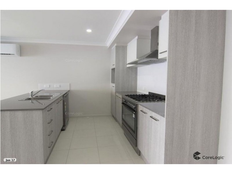 67 Falkland Street West, Heathwood QLD 4110