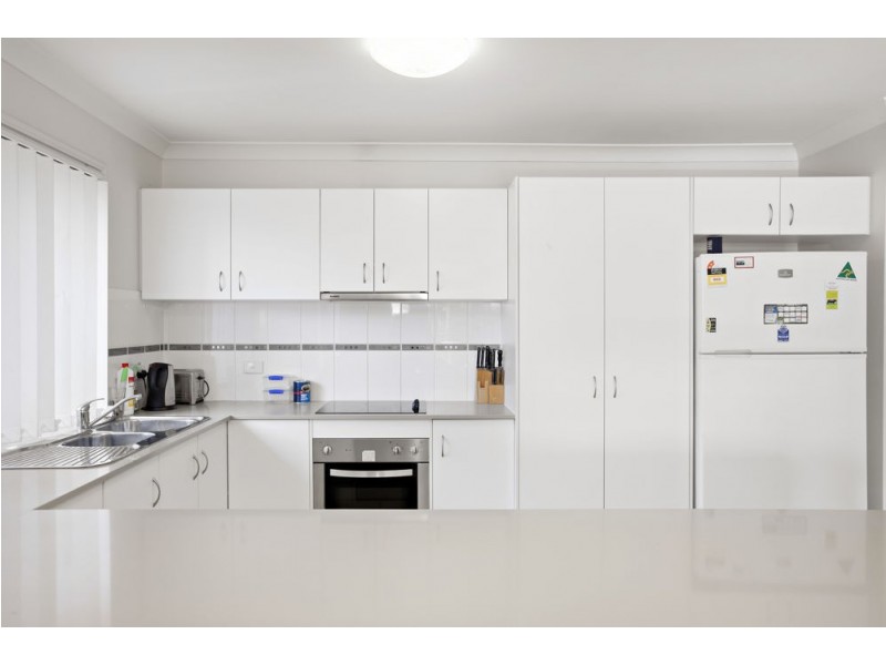 10 Nullarbor Circuit, Forest Lake QLD 4078