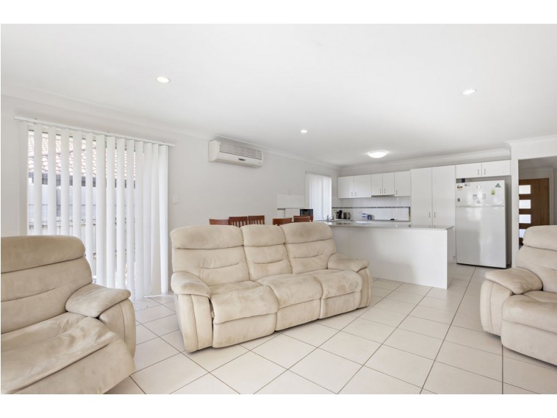 10 Nullarbor Circuit, Forest Lake QLD 4078