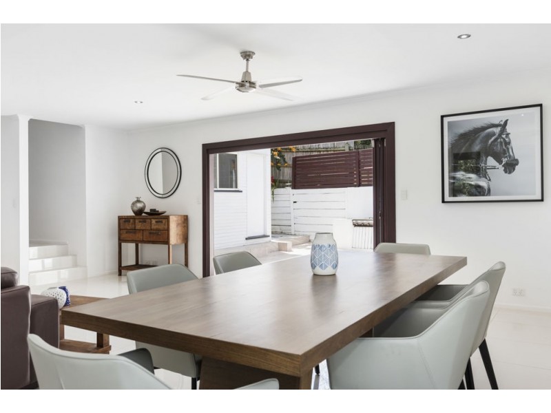 76 Witton Road, Indooroopilly QLD 4068
