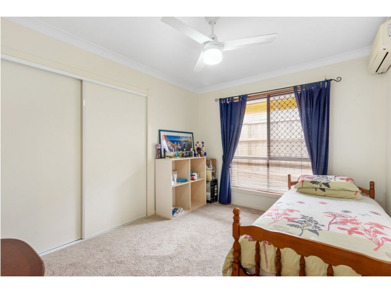 10 Hawthorne Street, Forest Lake QLD 4078