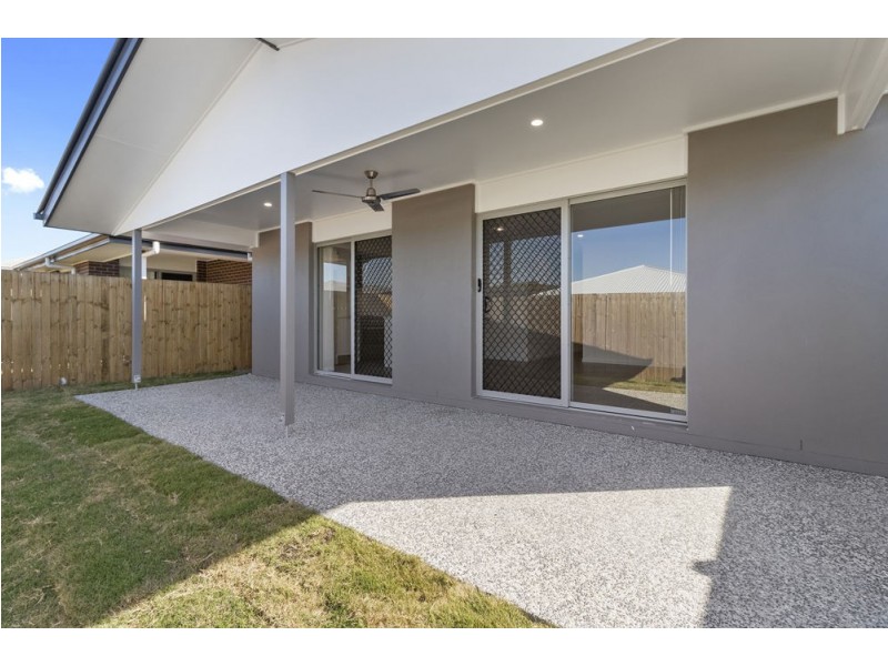 6 Granite St, Yarrabilba QLD 4207