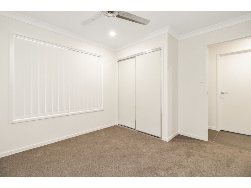 6 Granite St, Yarrabilba QLD 4207